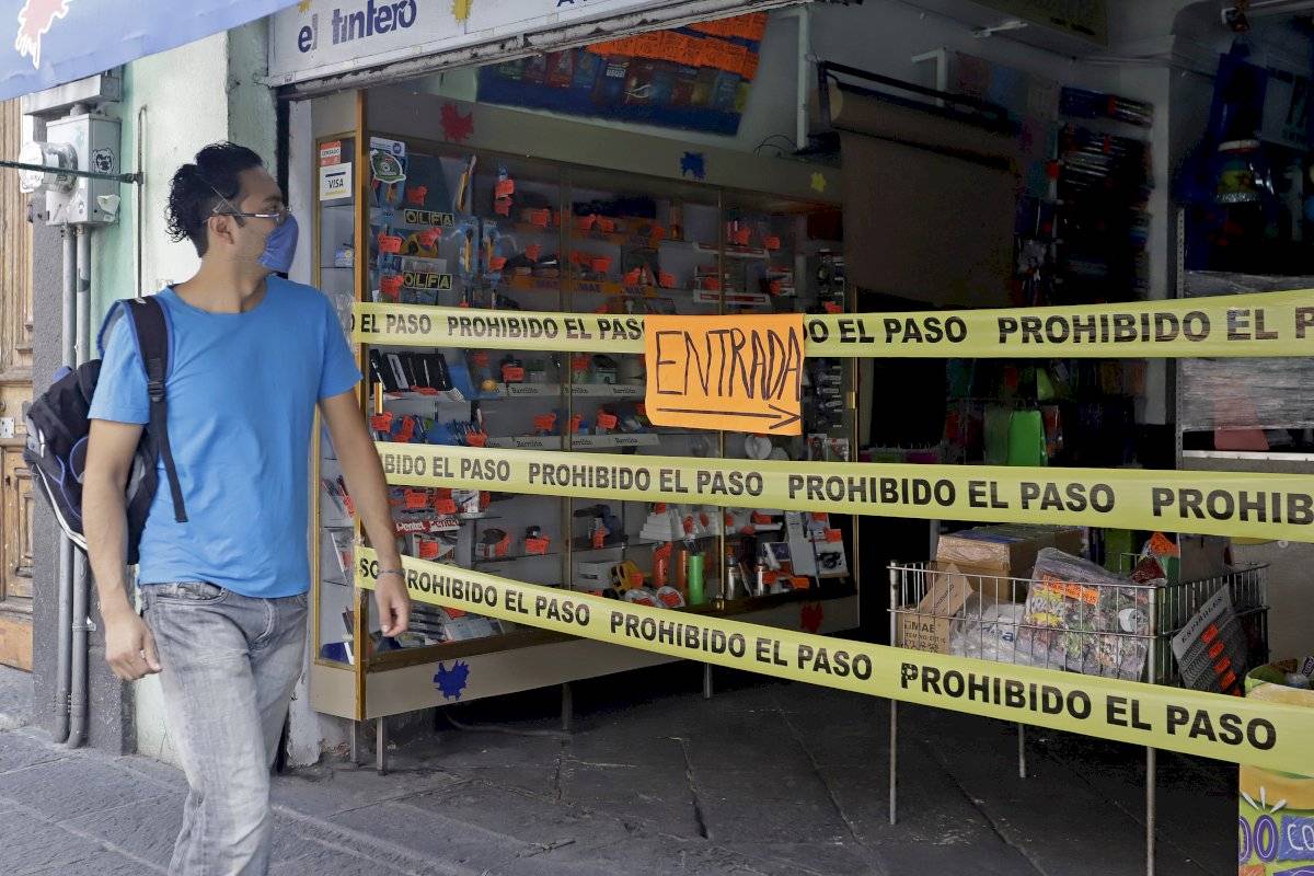 Gobierno prepara regreso de actividades no esenciales junto con Federación
