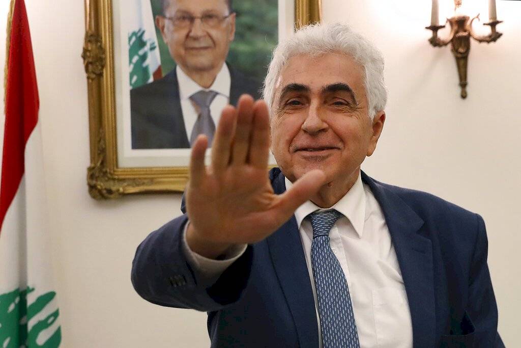 El ministro de exteriores libanés Nassif Hitti tras anunciar su renuncia en Beirut el 3 de agosto del 2020
