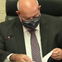 Buscan prohibir a funcionarios de gobierno aparecer en publicidad pagada con fondos públicos