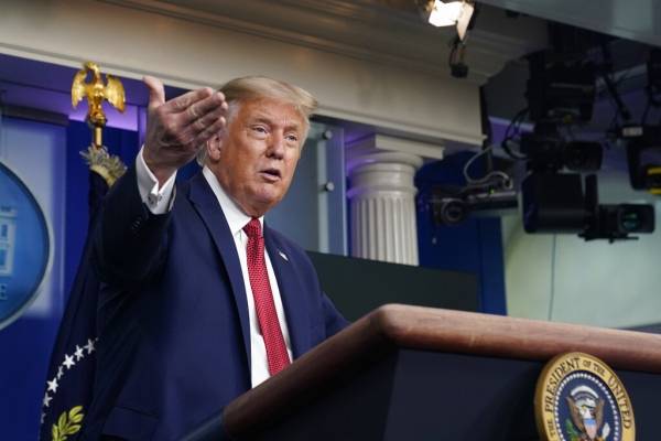 Aseguran que Donald Trump evalúa la posibilidad de otorgarse un indulto a sí mismo
