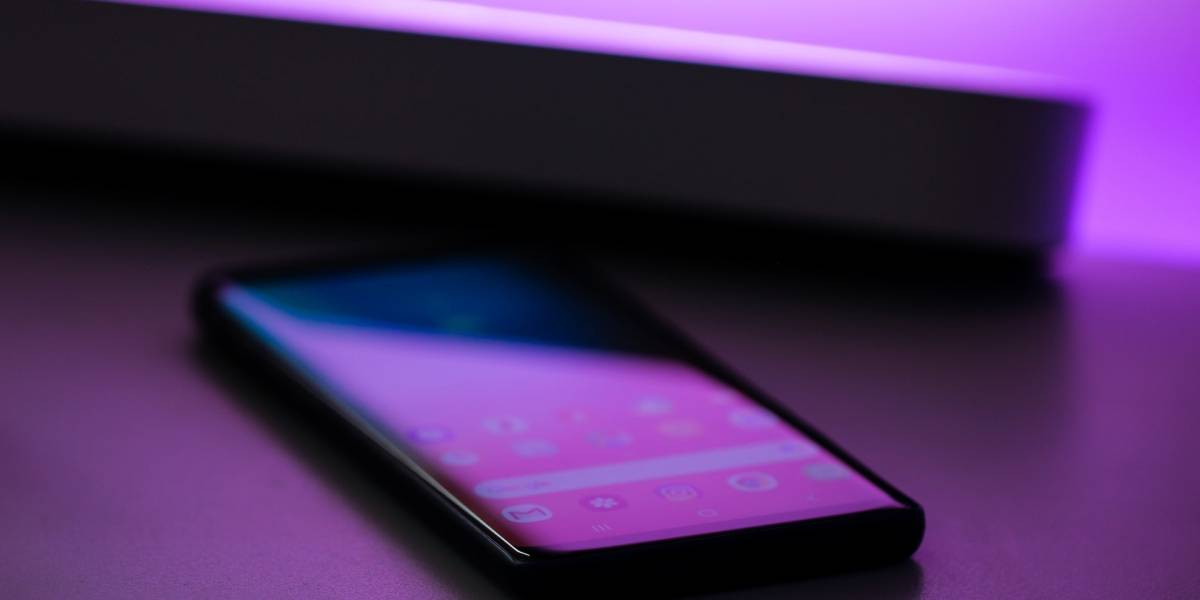 Cargar celulares de forma inalámbrica tiene un gran problema