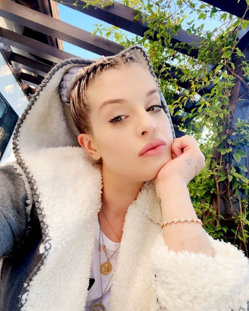 kelly osbourne
