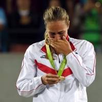 De una medallista a otra: Mónica Puig envía mensaje a Jasmine Camacho-Quinn