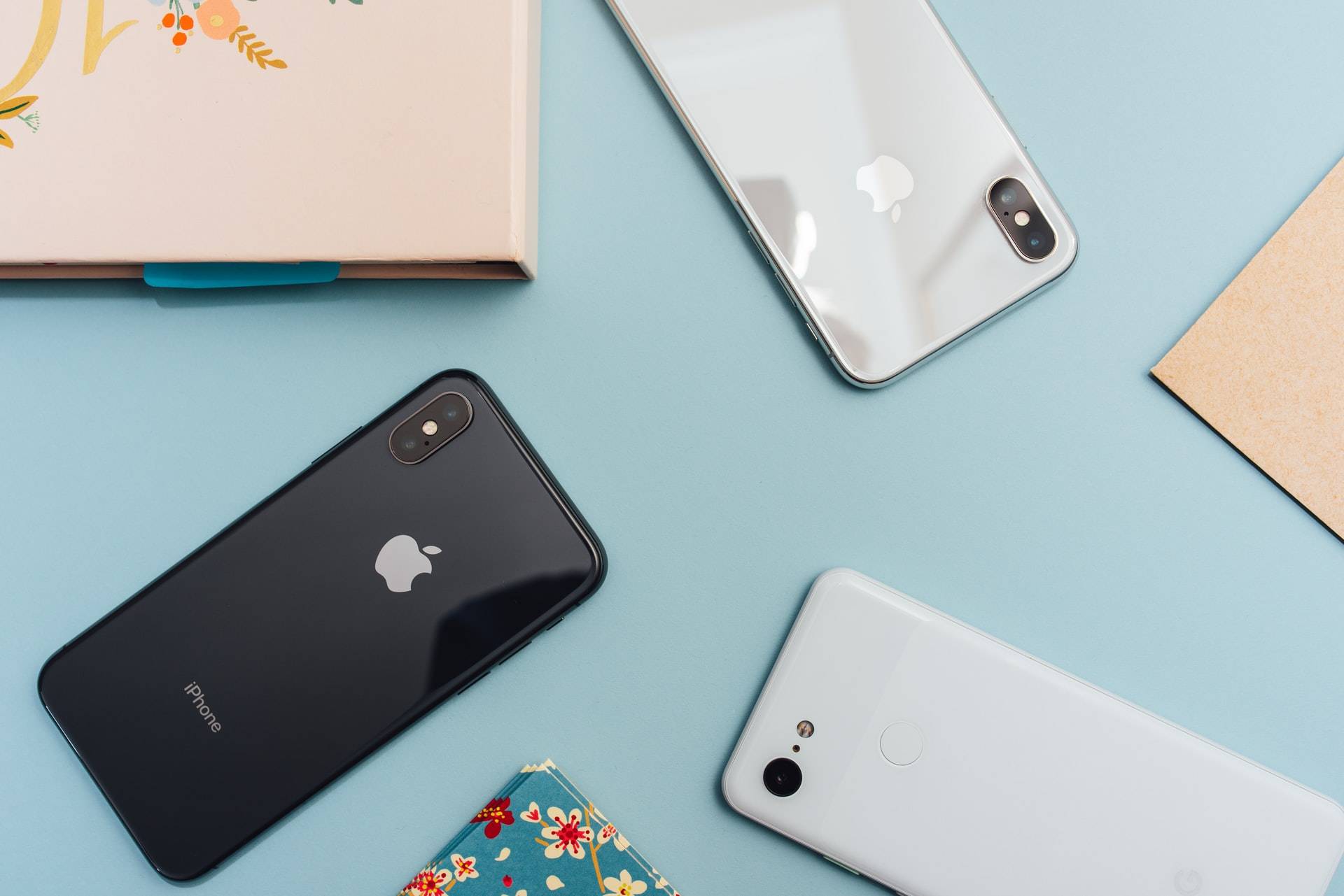 iPhone iPhone