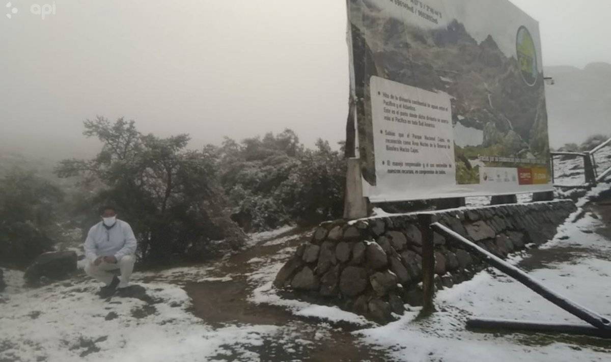 El Cajas (Cuenca) se cubrió de nieve debido a las bajas temperaturas