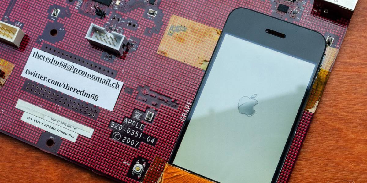 Este fue el primer prototipo del iPhone: sí todo eso se necesitaba para hacer un celular