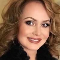 Gaby Spanic posa con su hijo Gabriel y demuestra su gran relación