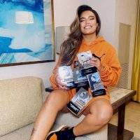 La visita sorpresa por la que es criticada Karol G