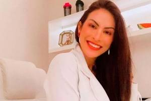 médica picada por cobra