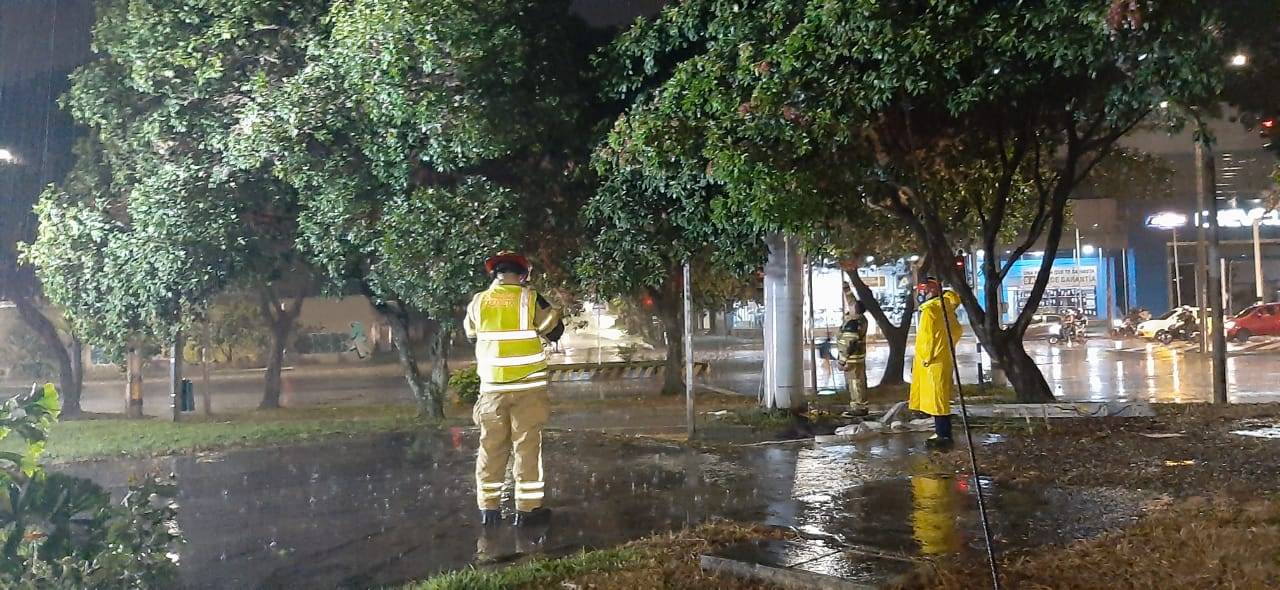 Bomberos de Sabaneta caso valla Bomberos de Sabaneta caso valla