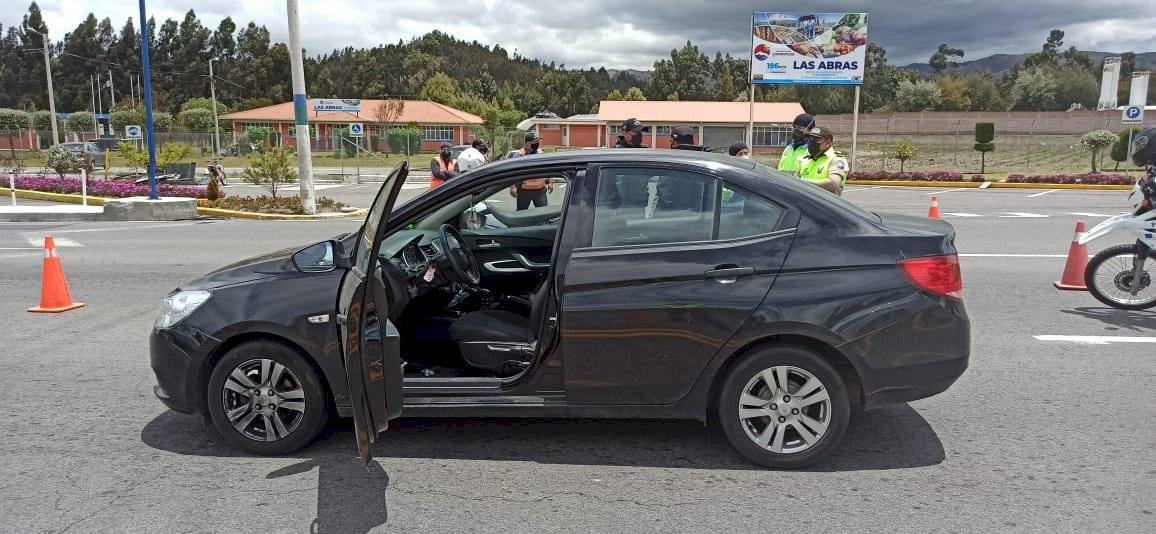 Vehículo donde se movilizaban los sujetos