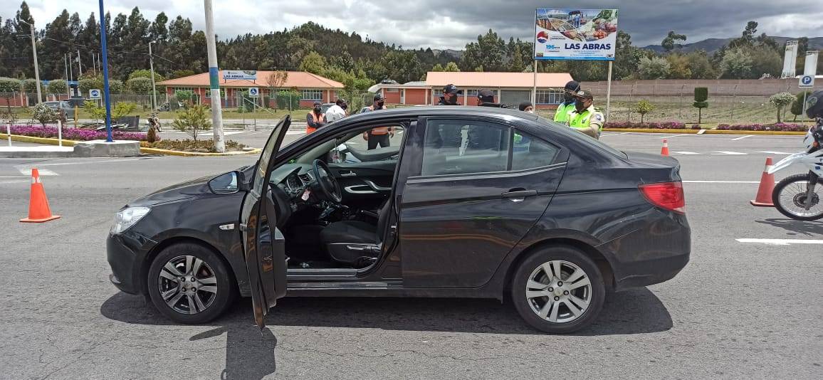 Vehículo donde se movilizaban los sujetos