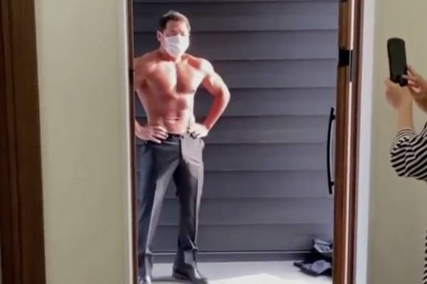 "Delivery Macho": la entrega con striptease que ideó restaurante en Japón para reactivar el negocio tras el coronavirus