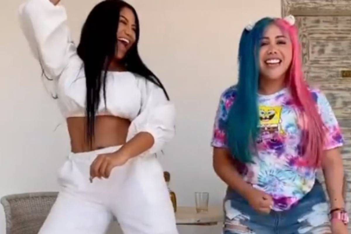 Famosos Yina Calderon Intento Bailar Champeta Como Yuranis Y Causo Burlas En Redes Sociales Publimetro Colombia Yina calderón, arrepentida de haberse inyectado biopolímeros en su rostro. yina calderon intento bailar champeta