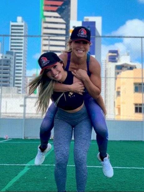 Camila actual esposa de Hulk y su tía expareja del futbolista