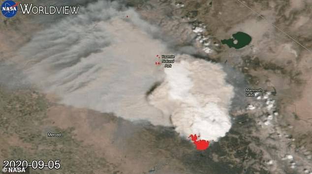  Nube de Fuego 