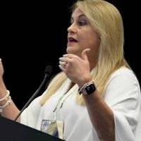Gobernadora presenta proyecto de ley contra el feminicidio
