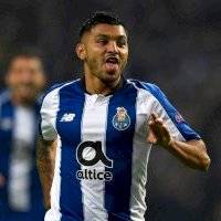 ‘Tecatito’ Corona es nombrado el jugador más valioso del Porto