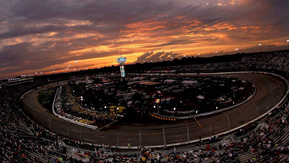 Federated Auto Parts 400