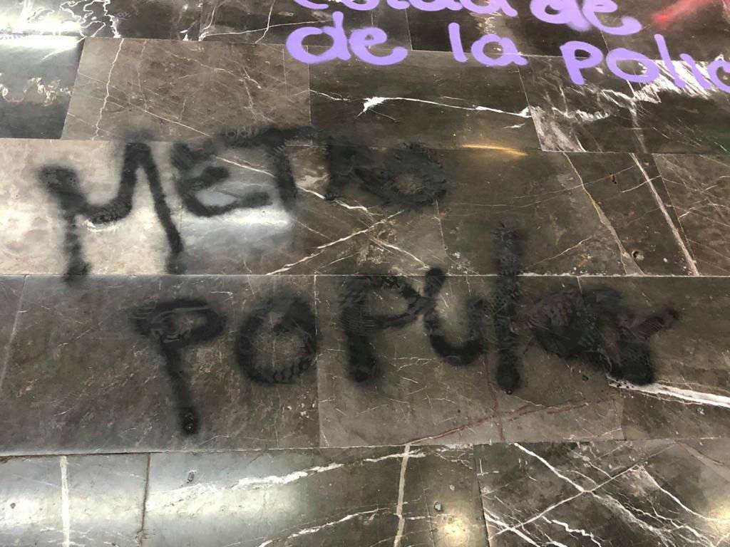 Daños en la estación Chabacano del Metro