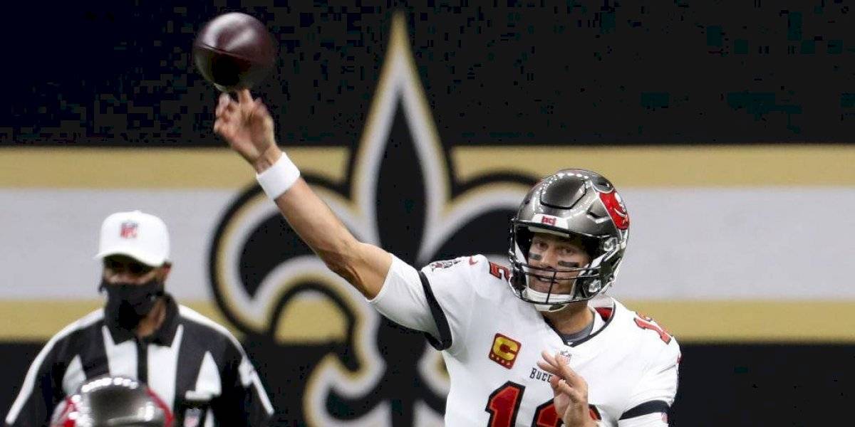 Tomy Brady no la pasa bien en su debut con Tampa Tomy Brady no la pasa bien en su debut con Tampa
