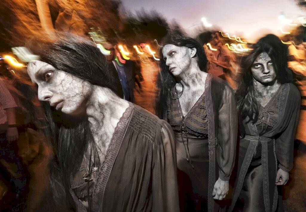Otros eventos han sido cancelados o alterados, desde el Half Moon Bay en California hasta el legendario Sleepy Hollow en Nueva York.