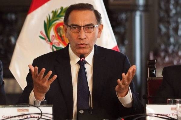 Presidente de Perú podría ser destituido: "No cometí ningún acto ilegal", se defendió Vizcarra