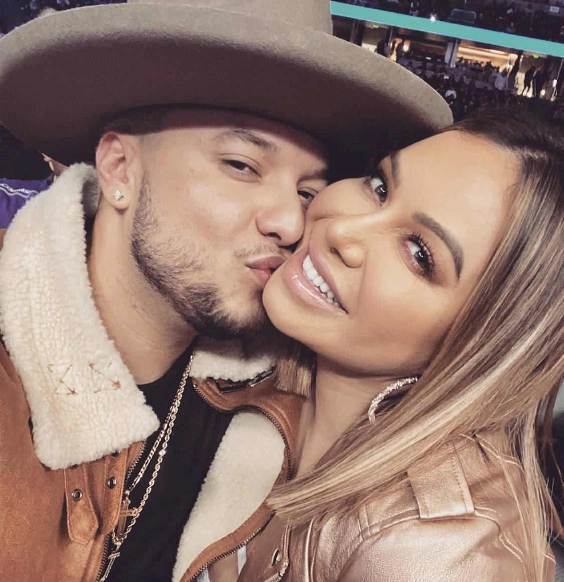 Lorenzo Méndez revela si le fue o no infiel a su esposa y Chiquis Rivera regresa a Instagram más sensual que nunca