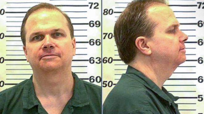 Mark Chapman, asesino de John Lennon Mark Chapman, asesino de John Lennon