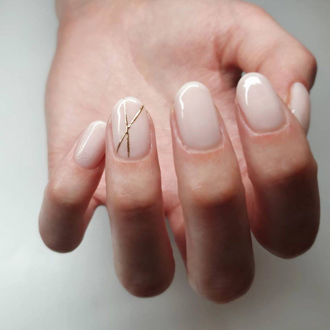 Uñas minimalistas Diseños de uñas