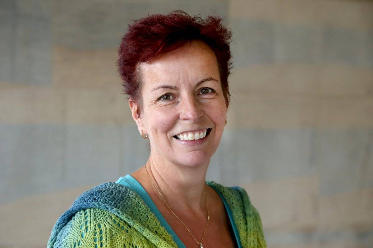 Monika Schmid Jefe del Departamento de Lenguaje y Lingüística Universidad de Essex
