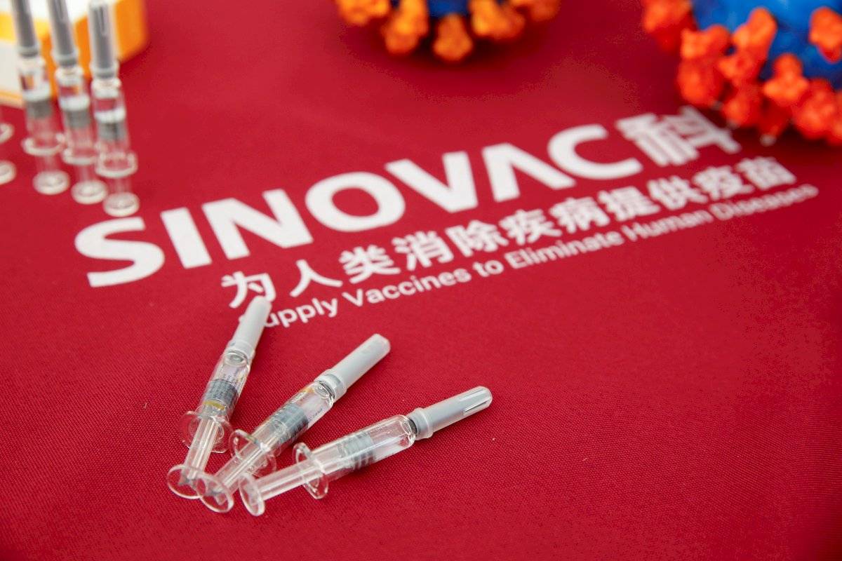 CoronaVac se exhibe en Sinovac