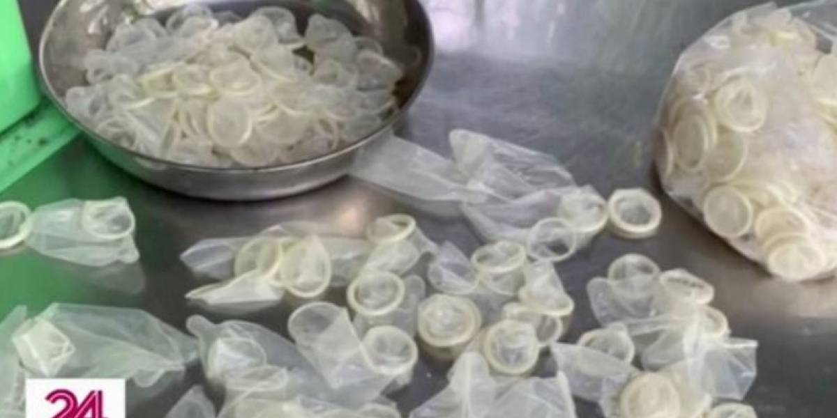 Asco: Policía de Vietnam desmantela red que vendía preservativos reciclados