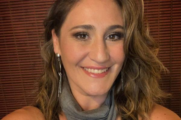 Belén Mora participó en un trío y aclaró que no puede dar detalles porque "hay personas de la farándula chilena involucradas"