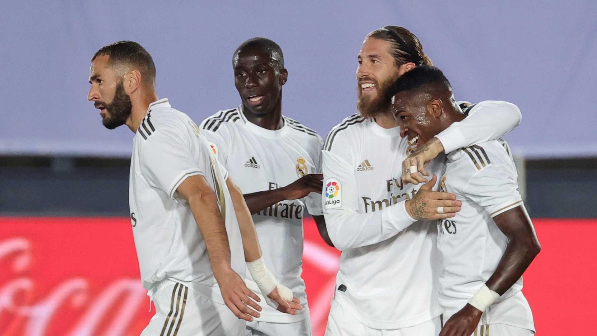REAL MADRID vs CÁDIZ REAL MADRID vs CÁDIZ