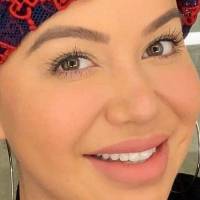Chiquis Rivera enfrenta las críticas por su peso derrochando sus curvas en un mini vestido animal print con chamarra de cuero