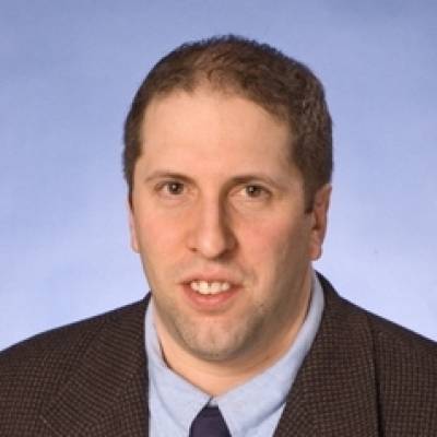 Robert Speel, profesor asociado de ciencias políticas en Penn State Erie, The Behrend College, EE.UU.