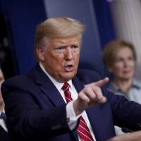 Donald Trump deja entrever que no reconocerá su derrota en las elecciones