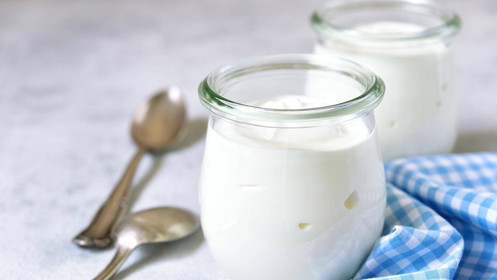 Yogurt natural y otros remedios caseros para aliviar rápidamente el