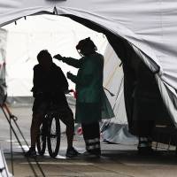 Alemania impone nuevas restricciones ante récord de muertes