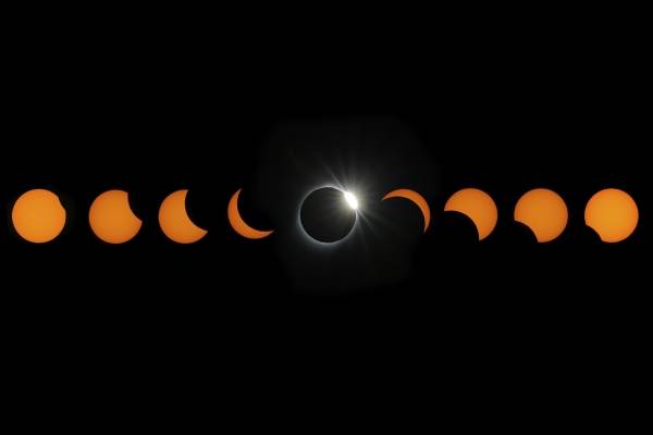 Eclipse, Luna azul y lluvia de estrellas: estos son los eventos astronómicos que quedan en 2020