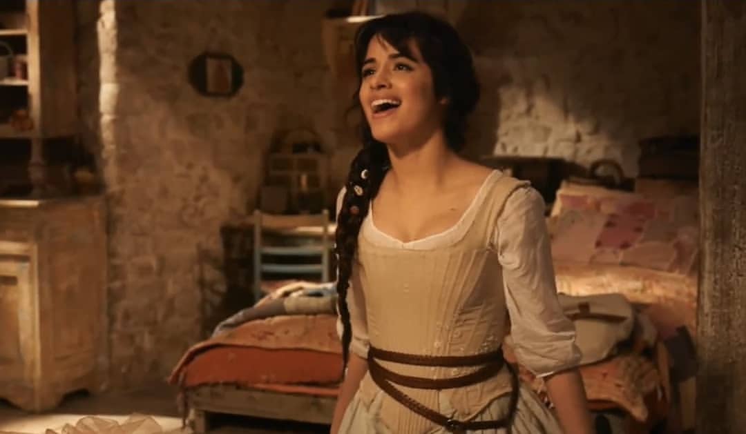 Camila Cabello como la nueva Cenicienta Camila Cabello como la nueva Cenicienta