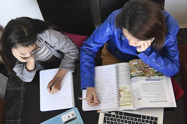 Efecto machista de no volver a clases: 900 mil mujeres, fuera de la fuerza laboral