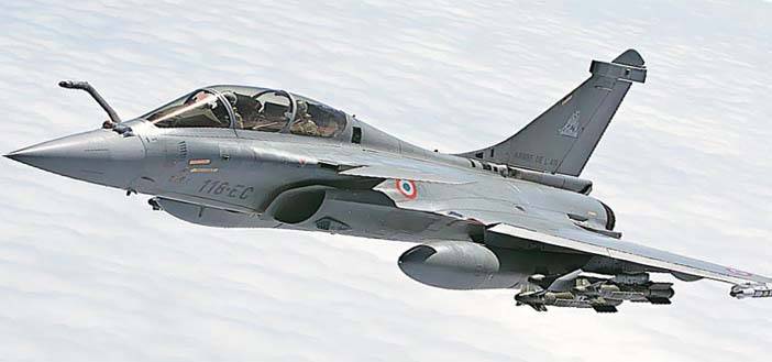 Un jet Rafale como este rompió este miércoles la barrera del sonido en Francia. . Un jet Rafale como este rompió este miércoles la barrera del sonido en Francia.