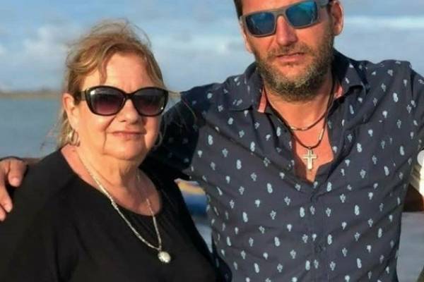 Mamá de Daniel Fuenzalida sigue grave por coronavirus: "Aún está en ventilación mecánica"