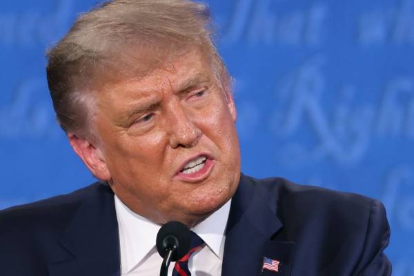 Washington Post asegura que Donald Trump minimizó en 136 ocasiones la amenaza del covid-19