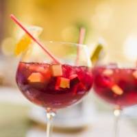 3 recetas creativas para la sangría del fin de semana