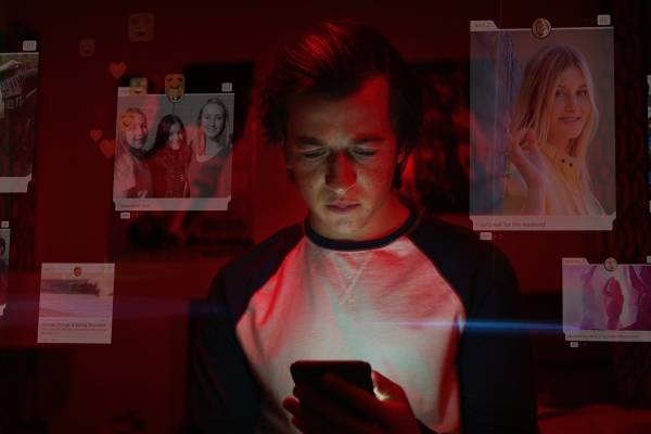 Facebook arremete contra Netflix por documental "El dilema de las redes sociales"