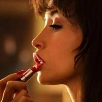 Ella es Christian Serratos, la protagonista de Selena: La serie