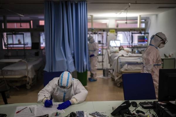 ¿Cuánto tiempo puede estar enfermo un paciente de coronavirus?